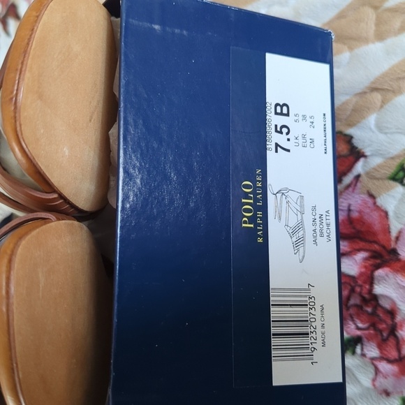 Polo Ralph Lauren Women's flat brown sandals. - Picture 2 of 5